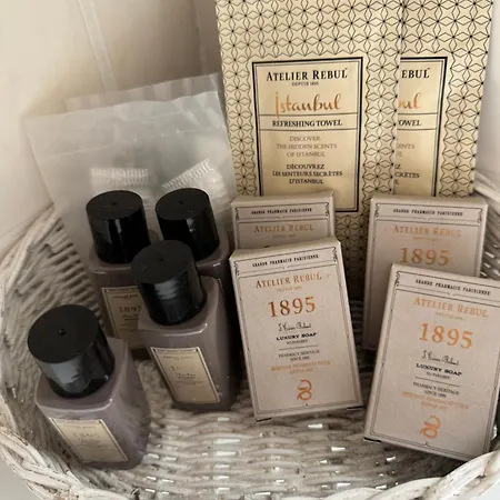 Miss Cocotte Champetre Otel Gesves